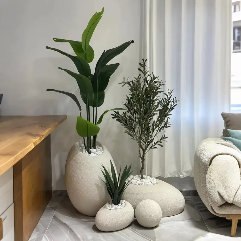 Interior Design Your Home - 다양한 화분에서 추출한 아름다운 인조 분재