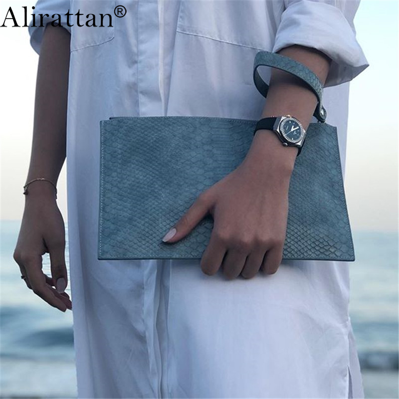 Alirattan 두바이 여성을위한 새로운 PU 가죽  - Interior Design Dubai 리뷰 및 가격