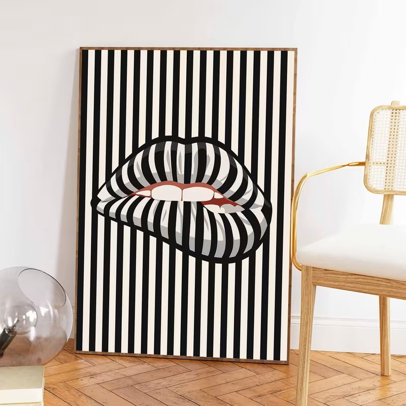 간단하고 추상적인 줄무늬 입술 모양의 캔버스 포스터 아 - Interior Designer 리뷰 및 가격